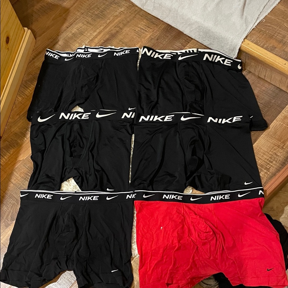 Nike Black and Red Underwear Set L
